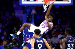 亚博太狠了！萨克拉门托国王清晨复出首秀北京首钢围绕NBA季后赛调整名单，今晨辽宁本钢调整名单以备中超的简单介绍