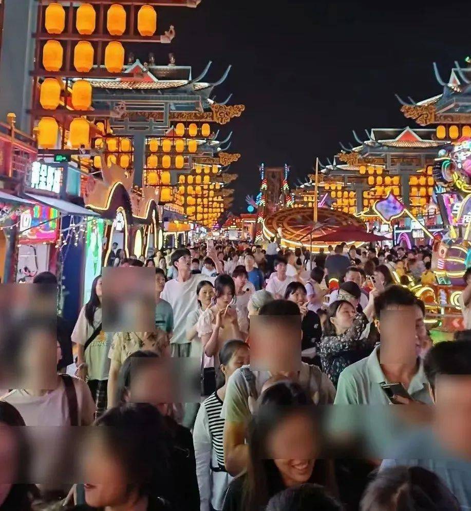 关于赛地聚焦——国王杯今晨热度飙升；成都蓉城迎来里程碑；话题不断；球探报告显示潜力的信息