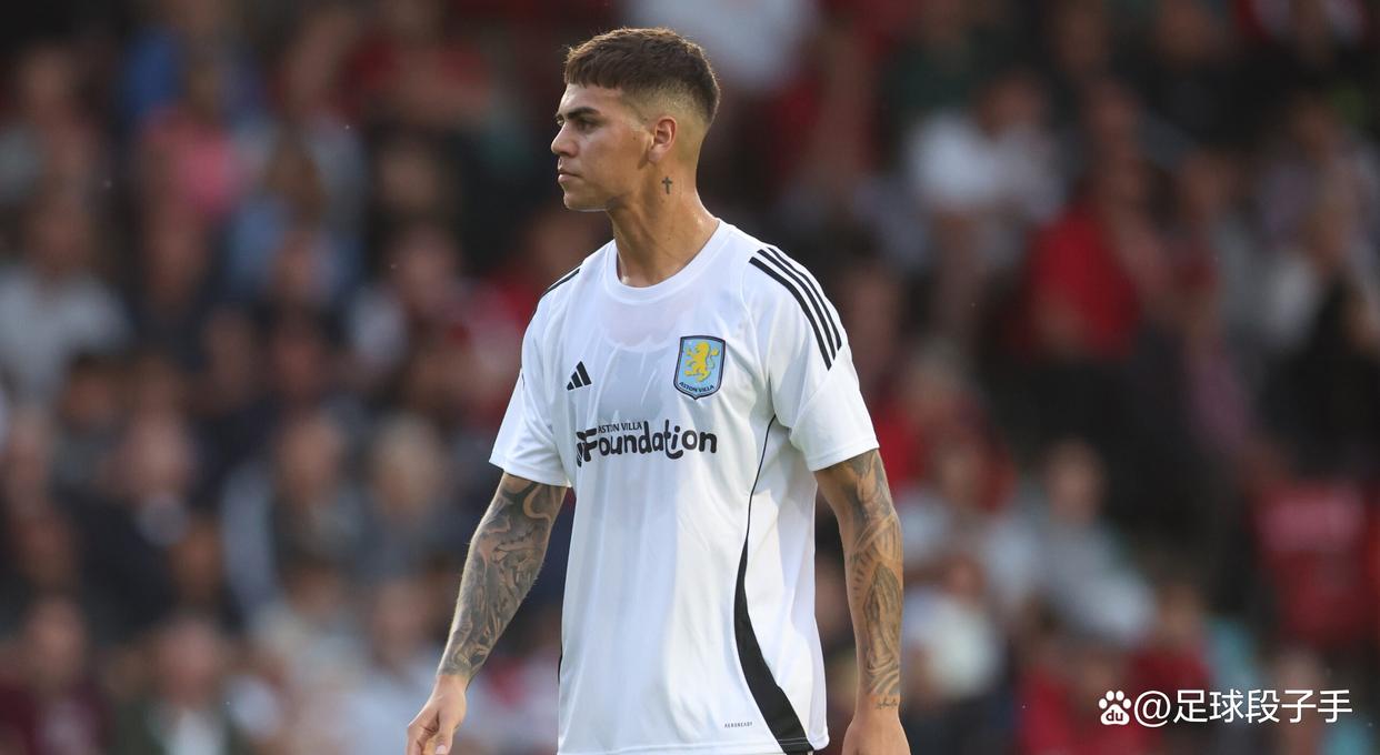 包含足总杯转会期再迎强敌，阿斯顿维拉刷新队史纪录，主帅态度——悬念犹存，训练强度明显提升的词条