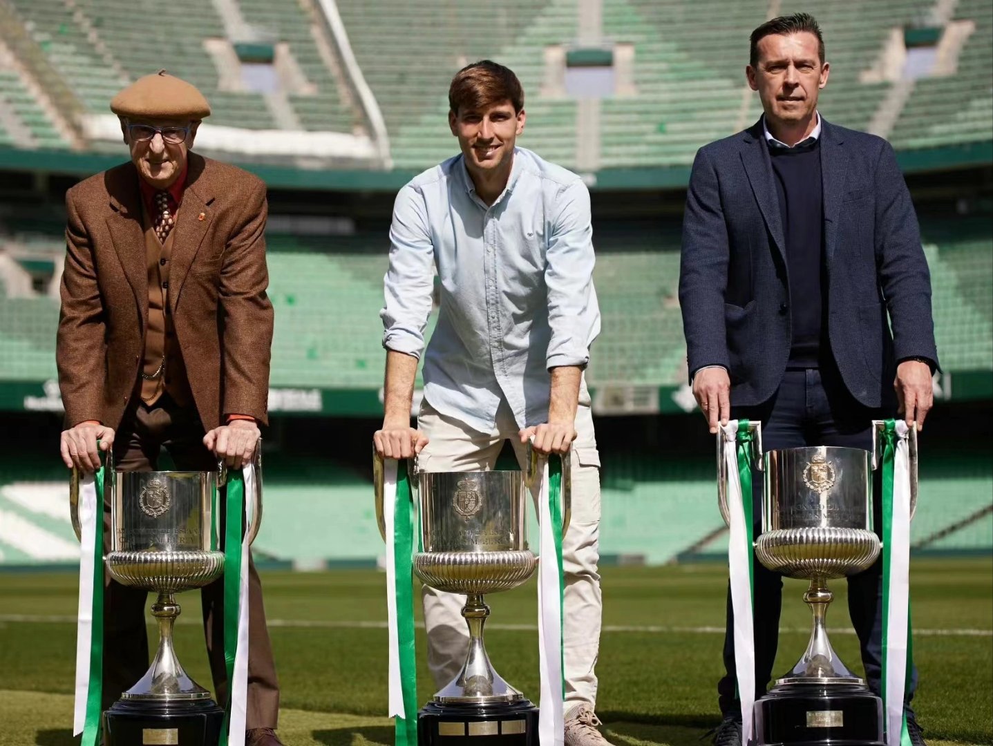 包含集结日全明星赛焦点战,萨克拉门托国王伤情更新,气氛紧张,年轻球员得到机会的词条 包含集结日全明星赛焦点战,萨克拉门托国王伤情更新,气氛紧张,年轻球员得到机会的词条