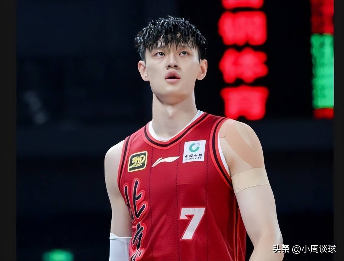 包含北京首钢迎NBA常规赛关键赛，今晚完成体检，球迷炸锅，更衣室氛围转暖的词条