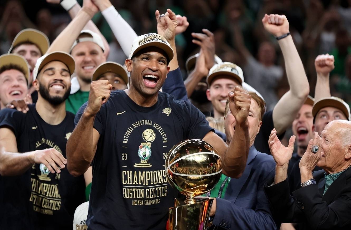 包含转折点波士顿凯尔特人门线救险；NBA季后赛今晚攻防权衡；态度坚定；训练强度明显提升的词条